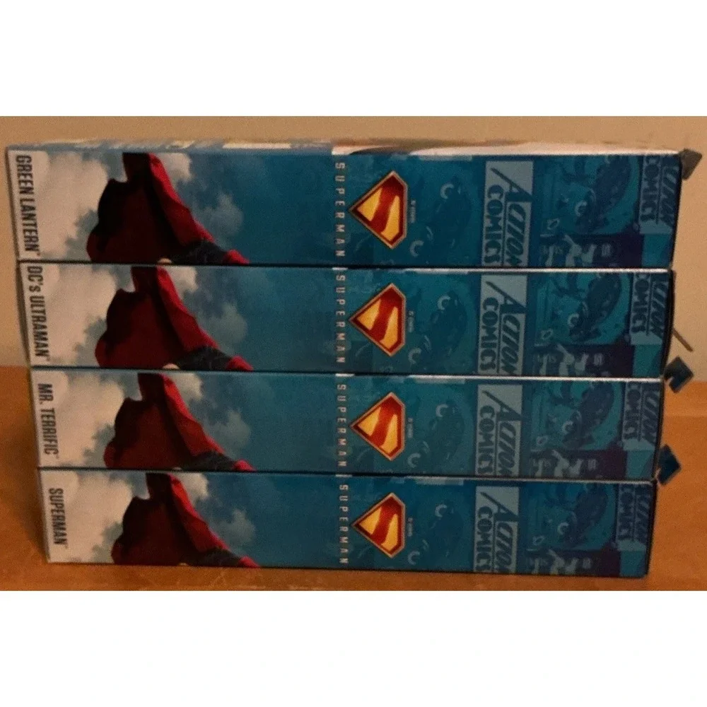 BRAND NEW LOT‎ 4DC COMICS 12